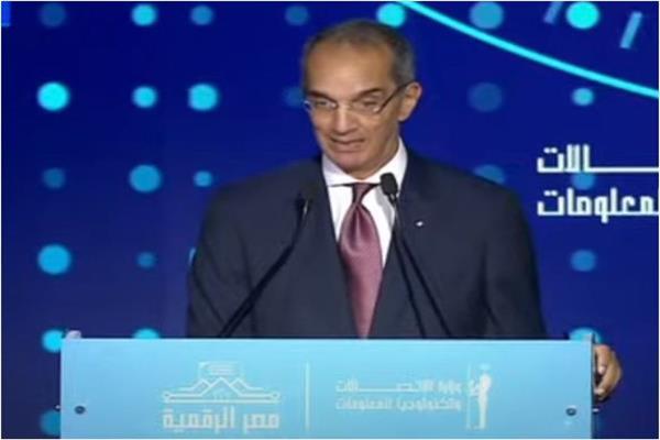 الدكتور عمرو طلعت وزير الاتصالات وتكنولوجيا المعلومات