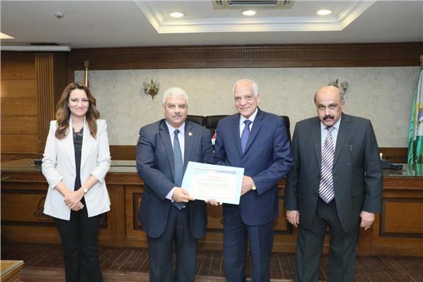 اللواء أحمد راشد محافظ الجيزة 
