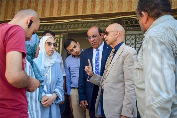 وكيل وزارة الصحة بالشرقية يتفقد المعمل الإقليمي المشترك بالزقازيق