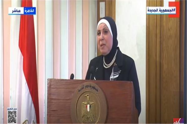 الدكتورة نيفين جامع، وزيرة الصناعة