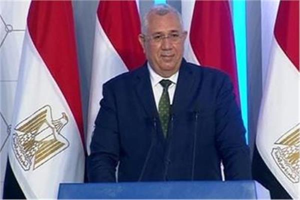 السيد القصير وزير الزراعة 