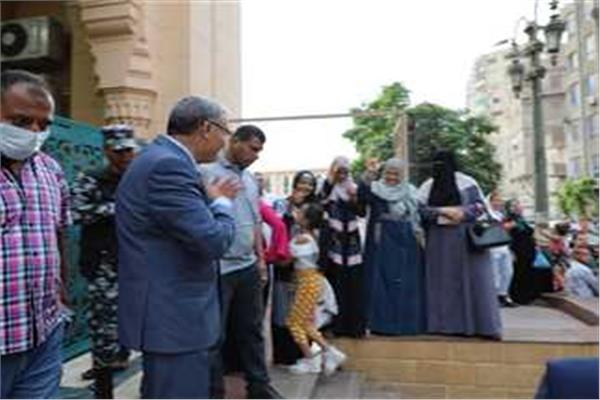 اقبال علي الحدائق والمنتزهات والملاهي في أول ايام العيد بالمنيا