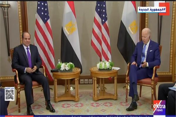 الرئيس السيسي يلتقي الرئيس الامريكي
