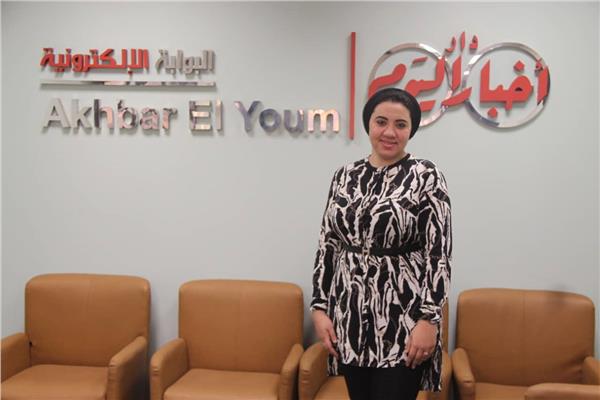 النائبة أميرة صابر عضو مجلس امناء الحوارالوطنى