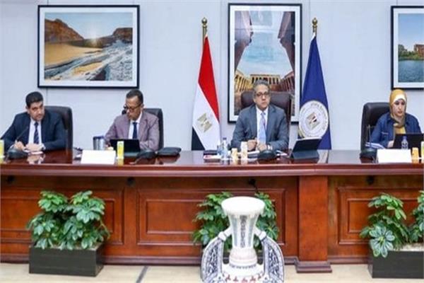 وزير السياحة و رئيس الاتحاد العام للغرف السياحية 