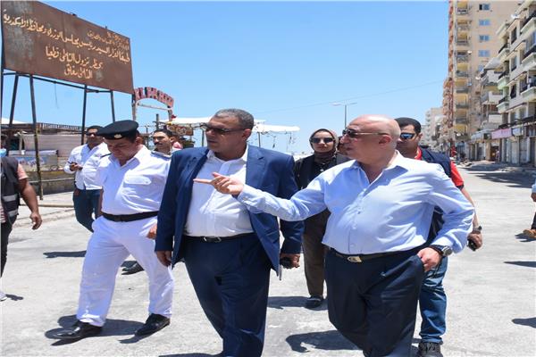  محافظ الإسكندرية: إعادة تأهيل قرية النخيل بالعجمي وإغلاق الشاطئ 