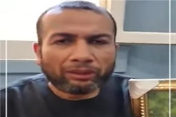 خال الصيدلى شهيد لقمة العيش