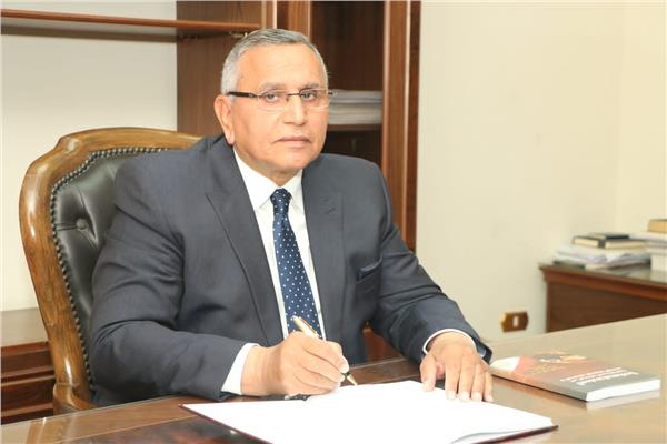 رئيس الوفد يقرر تشكيل لجنة لمتابعة الحوار الوطني