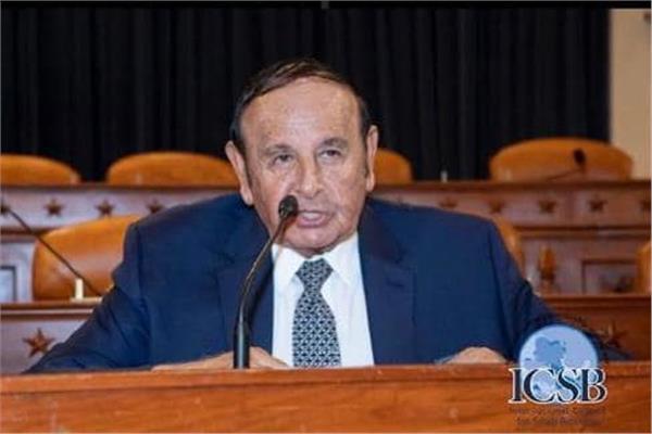  الدكتور طارق خليل 