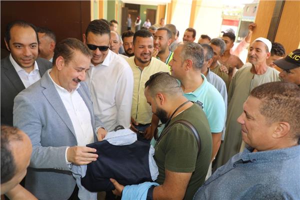  محافظ المنوفية يتفقد(14) مشروع خدمى وتنموى  بساقية أبو شعرة