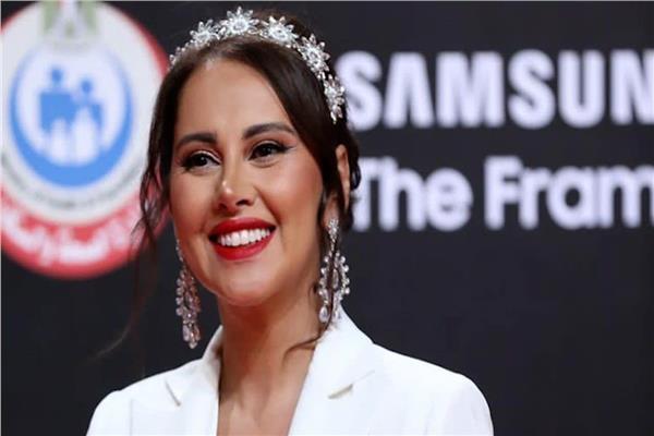 الفنانة ياسمين رئيس