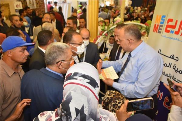 افتتاح ملتقى التوظيفى الأول للتمكين الاقتصادى بمدينة الزقازيق