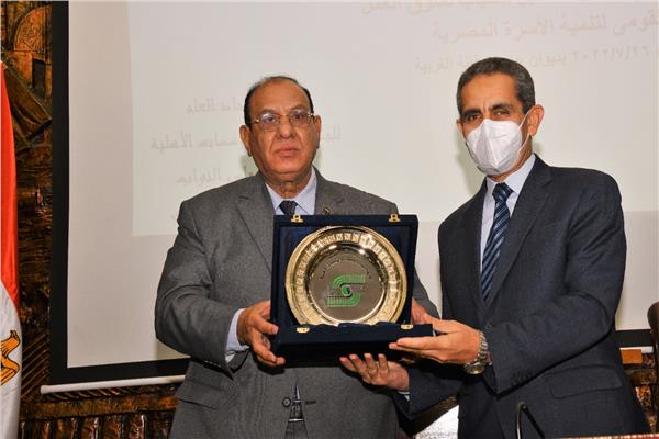 الدكتور طارق رحمي محافظ الغربية