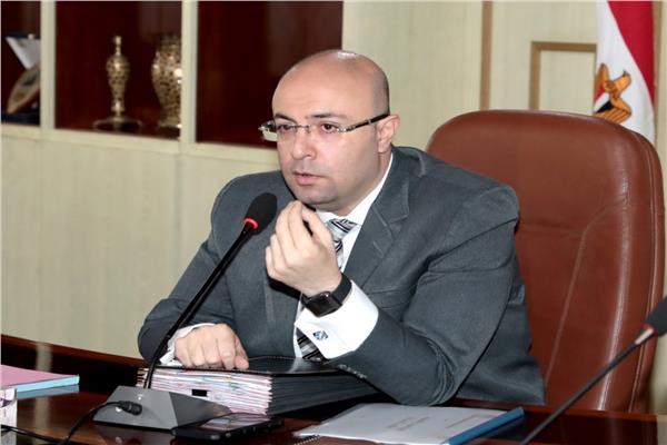 الدكتور محمد هاني غنيم محافظ بني سويف