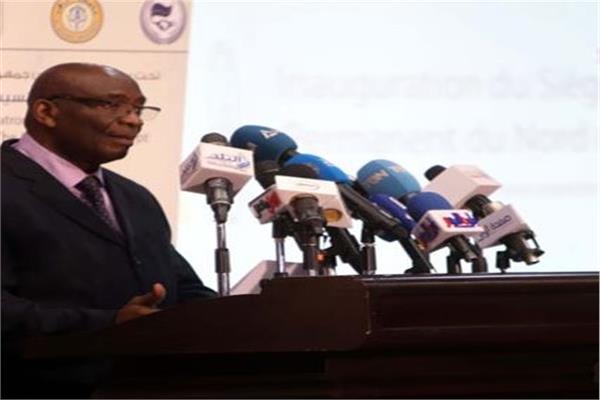د.إتيان أهيلى رئيس الاتحاد العام لجامعات أفريقيا 