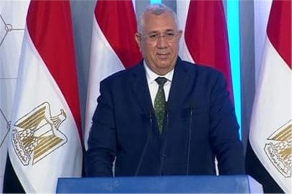 السيد القصير وزير الزراعة
