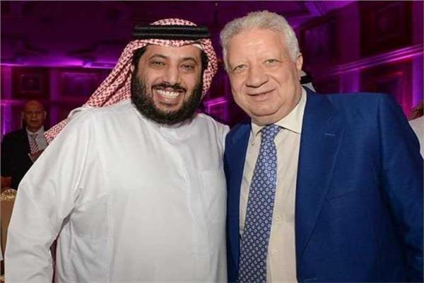 مرتضى منصور وتركي آل الشيخ