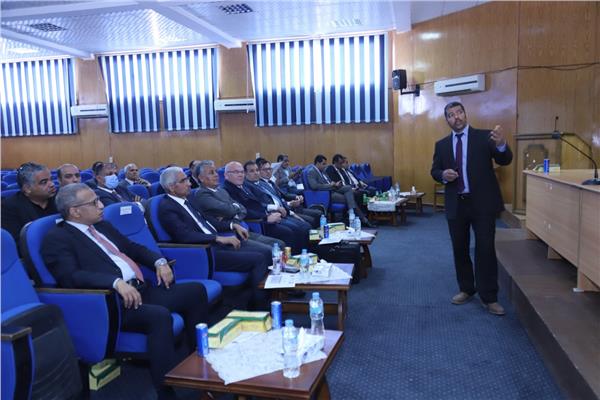  الدكتور يوسف غرباوي رئيس جامعة جنوب الوادي
