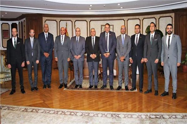 وزير الطيران : القيادة السياسية تولى أهمية كبيرة لدور الشباب فى بناء الجمهورية الجديدة