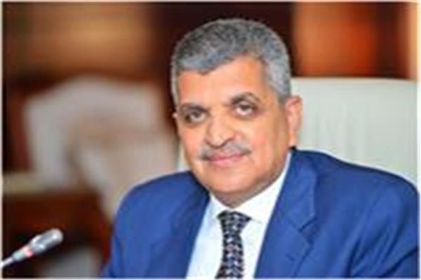 الفريق أسامة ربيع، رئيس هيئة قناة السويس
