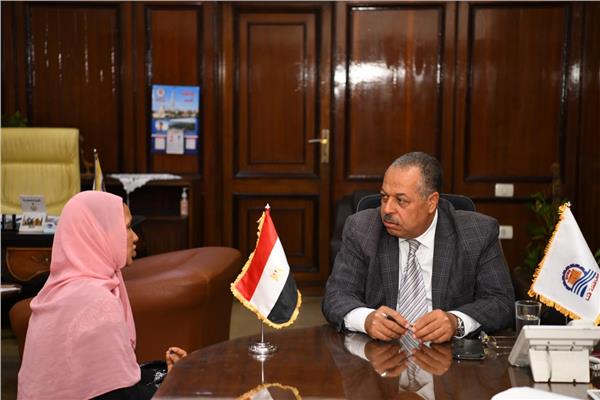 اللواء أشرف الداودى محافظ قنا