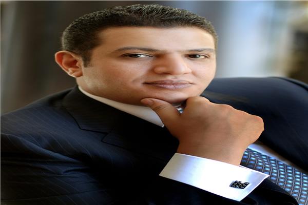 الدكتور خالد عزازي رئيس مجلس الامناء