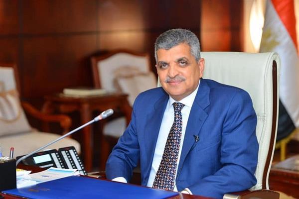 الفريق أسامة ربيع، رئيس هيئة قناة السويس