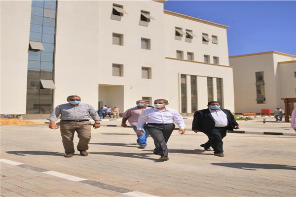 محافظ الغربية يتفقد أعمال الرصف والتطوير بالمحلة الكبرى وسمنود 