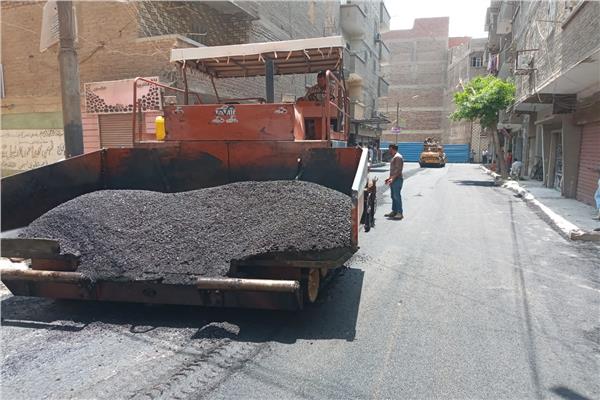 استكمال أعمال الرصف بشارع العتبة الخضراء وتفرعاته