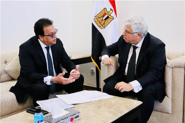 وزيرا الصحة والتعليم العالي