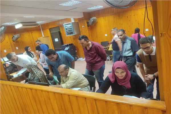 مكتب تنسيق جامعة المنصورة يواصل استقبال طلاب المرحلة الأولى 