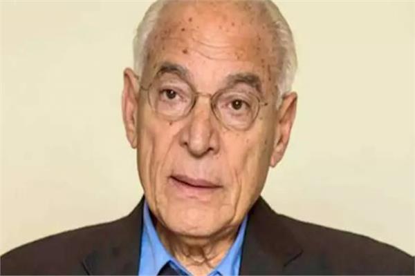 الدكتور فاروق الباز