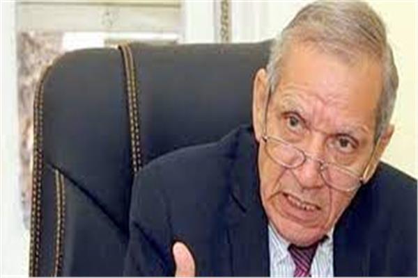  الدكتور محمد مجاهد