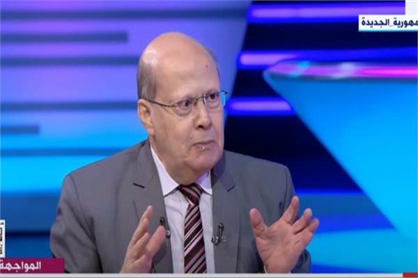 الكاتب  الصحفي عبد الحليم قنديل