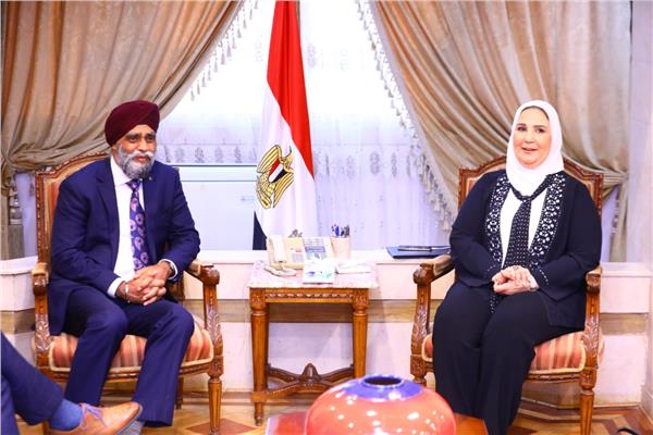 وزيرة التضامن الاجتماعي