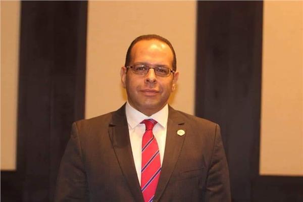 الدكتور أحمد رؤوف