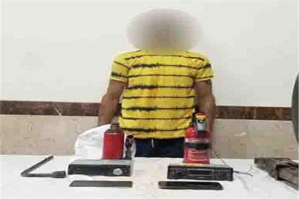 ضبط عاطل لسرقته السيارات