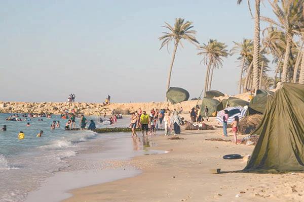 شاطئ الريسة قبلة أهالى العريش