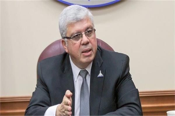 الدكتور محمد أيمن عاشور وزير التعليم العالي والبحث العلمي