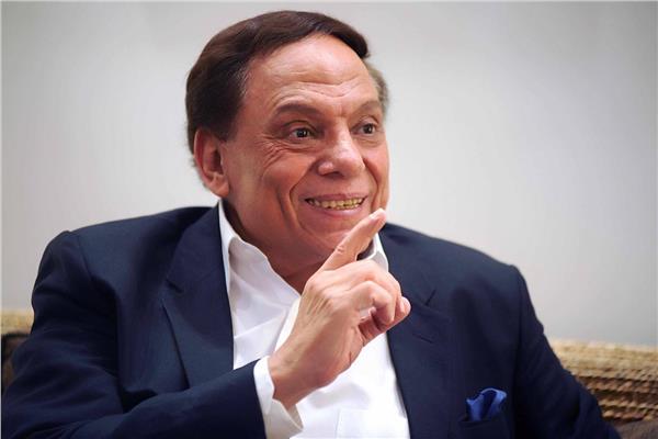 عادل مام