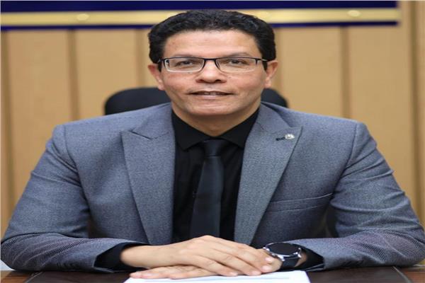  الدكتور ناصر الجيزاوي نائب رئيس الجامعة