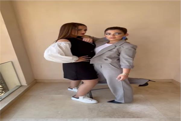 ملك وليلي أحمد زاهر