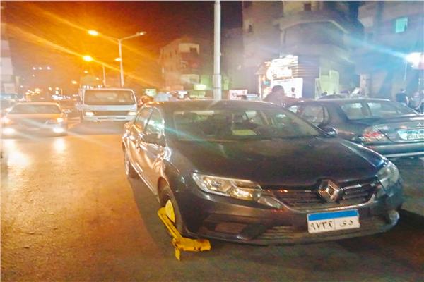 إحدى السيارات المكلبشة بطريق بشتيل
