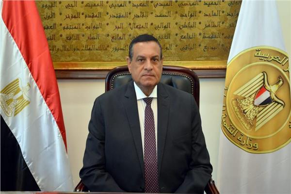  وزير التنمية المحلية 
