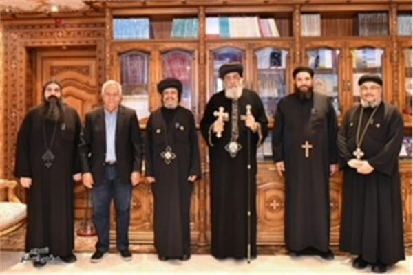 البابا تواضروس الثاني خلال استقباله الأنبا مرقس مطران
