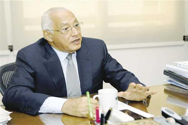 د. علي الدين هلال