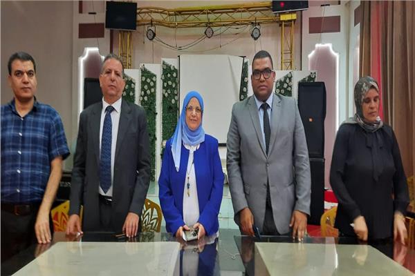 جانب من الندوة 