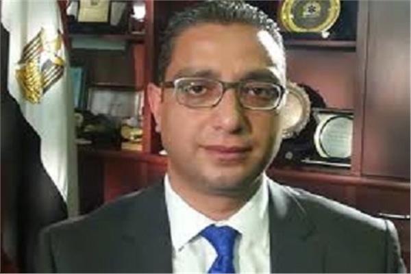 الدكتور أحمد الأنصاري محافظ الفيوم