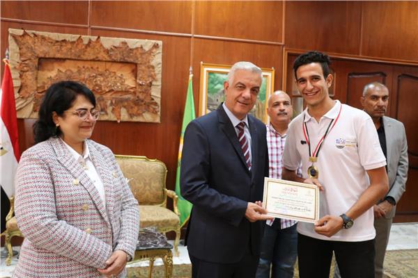 تكريم منتخب جامعة المنوفية
