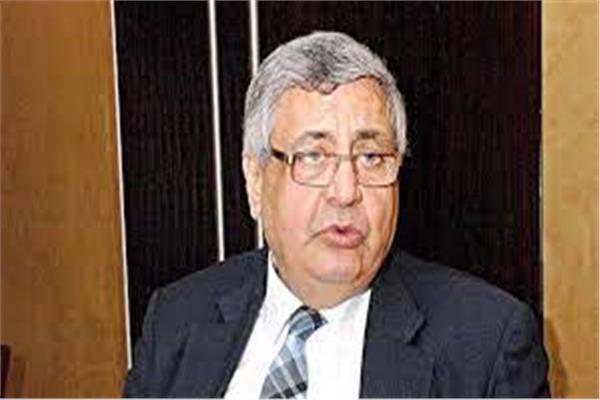 الدكتور محمد عوض تاج الدين مستشار رئيس الجمهورية لشئون الصحة والوقاية